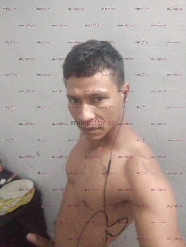 FOTOS DE ACTIVO COMPLACIENTE Y MUY CALIENTE ME GUSTAN TODO TIPO DE MUJERES DISPUESTO A VI