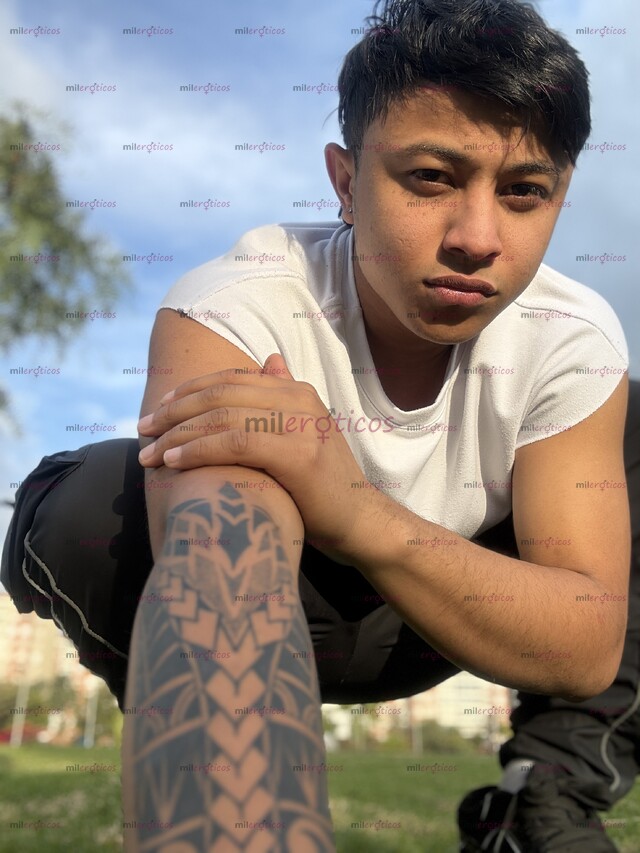 FOTOS DE HOMBRE VARONIL CON SITIO EN CHAPINERO ESCRIBA Y LA PASAMOS CHIMBA