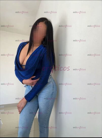 FOTOS DE DANIELA BONITA Y LINDO CUERPO , LLEGO SUPER LINDA AL ENCUENTRO