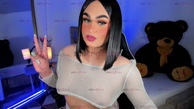 FOTOS DE ALEXIA UNA CHICA TRANS CURVY DE LUJO LISTA PARA COMPLACERTE