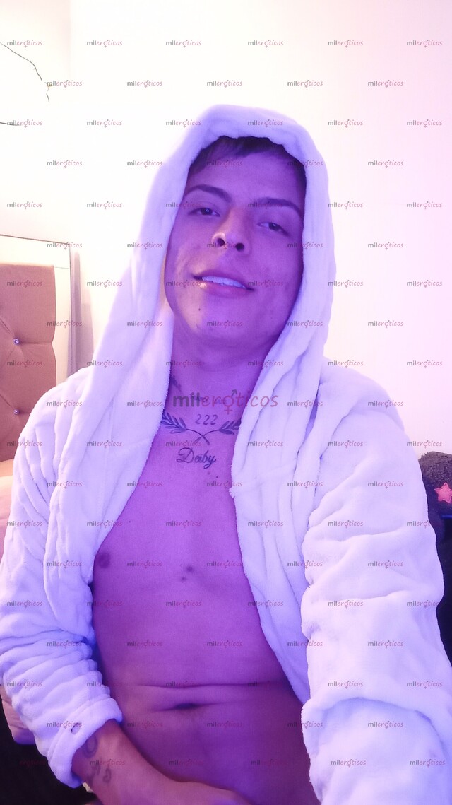 FOTOS DE JOVEN ALEGRE Y MUY COMPLACIENTE, SERIO Y RESERVADO.