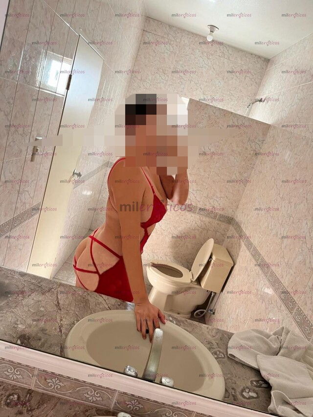 FOTOS DE ME LLAMO DANIELA VEN HAGAMOS EL AMOR, TRÁTAME COMO LO QUE QUIERES QUE SEA