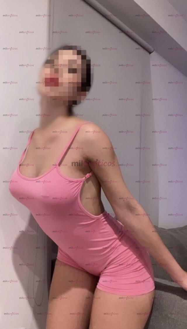 FOTOS DE HOLA BB, SOY CRIS Y ESTOY DISPONIBLE 24 7 Y CON UN SERVICIO DELICIOSO !! GÓZAME