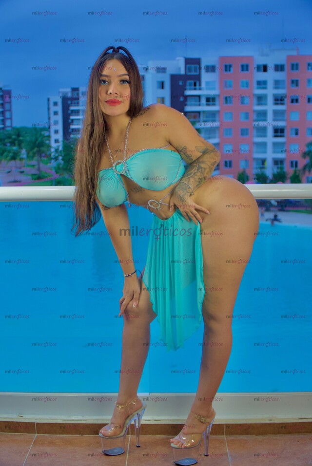 FOTOS DE JOVENCITA CON CARA BONITA, CULONA Y TETONA!