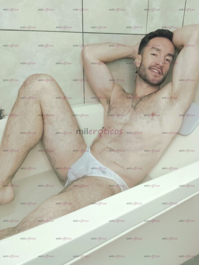 FOTOS DE COMPAÑERO MASCULINO DISCRETO Y CON CLASE