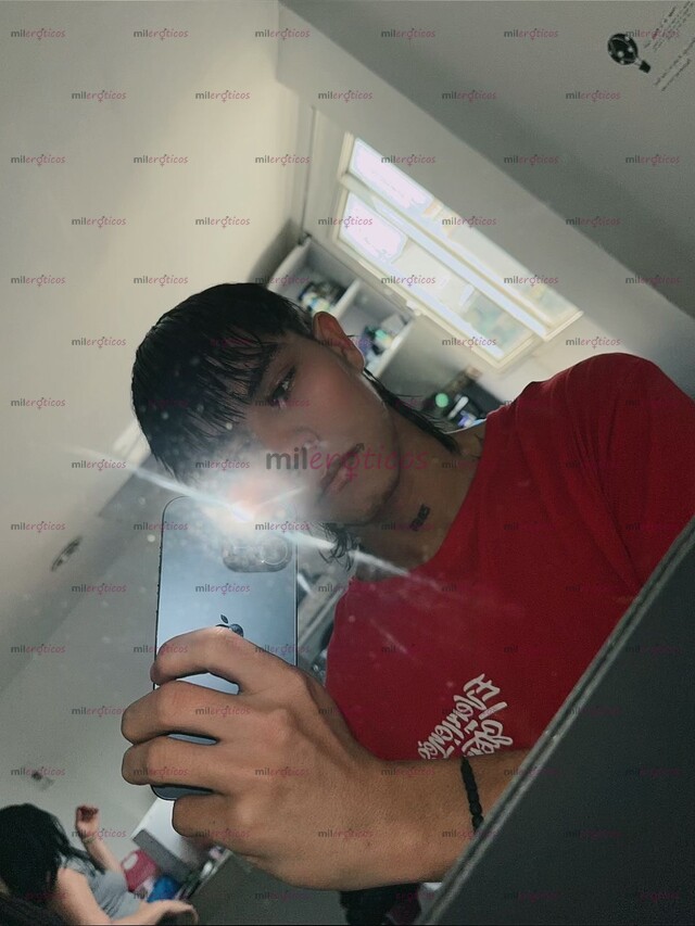 FOTOS DE HOLA ME LLAMO STIVEN SOY UN CHICO JOVEN PASIVO NUEVO EN LA CIUDAD