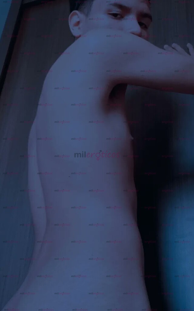 FOTOS DE SOY UN JOVEN UNIVERSITARIO DOTADO Y DELGADO