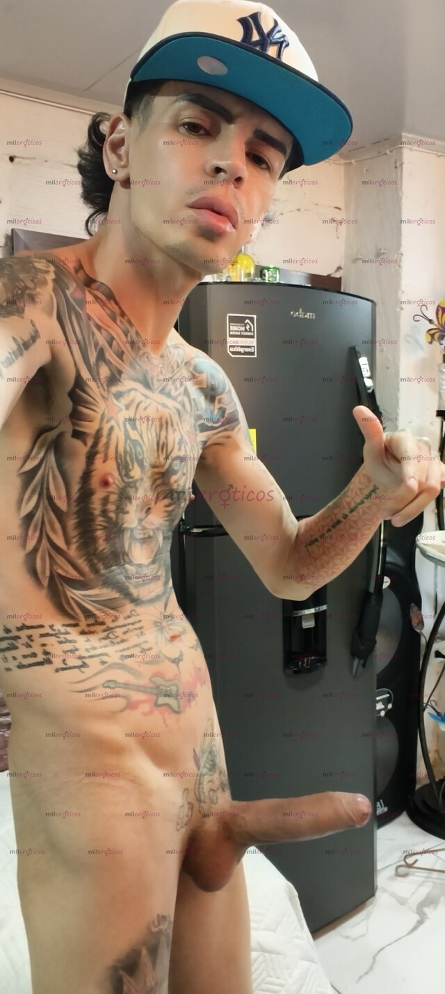 FOTOS DE FLACO VERGON BLANCO TATUADO ACTIVO MORBOSO
