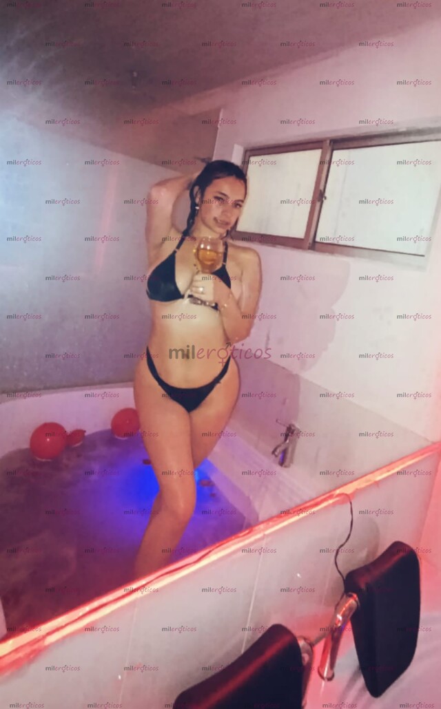 FOTOS DE MELISSA CHICA DELGADA Y COMPLACIENTE ESCRIBEME