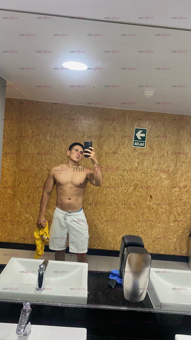 FOTOS DE EXTRANJERO VARONIL 100% POCOS DIAS EN ESTA CIUDAD