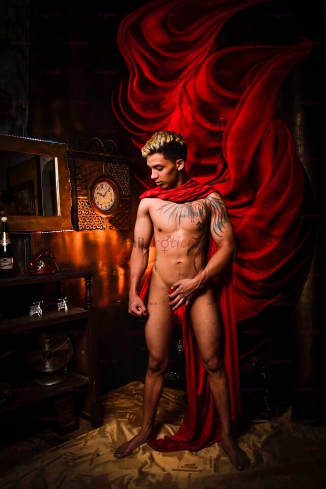 FOTOS DE D SEXY BOYS POR POCOS DIAS EN LA CIUDAD FULL LECHERO TU MEJOR AMANTE