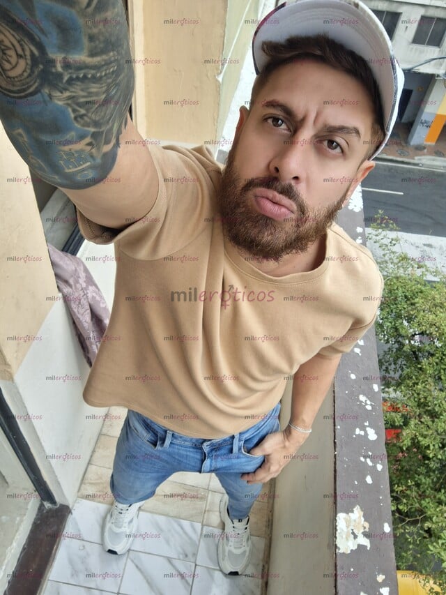 FOTOS DE QUIERES UN VERGA QUE DURE TODO EL SERVICIO DURA. 22 CM GRUESA PELUDA .