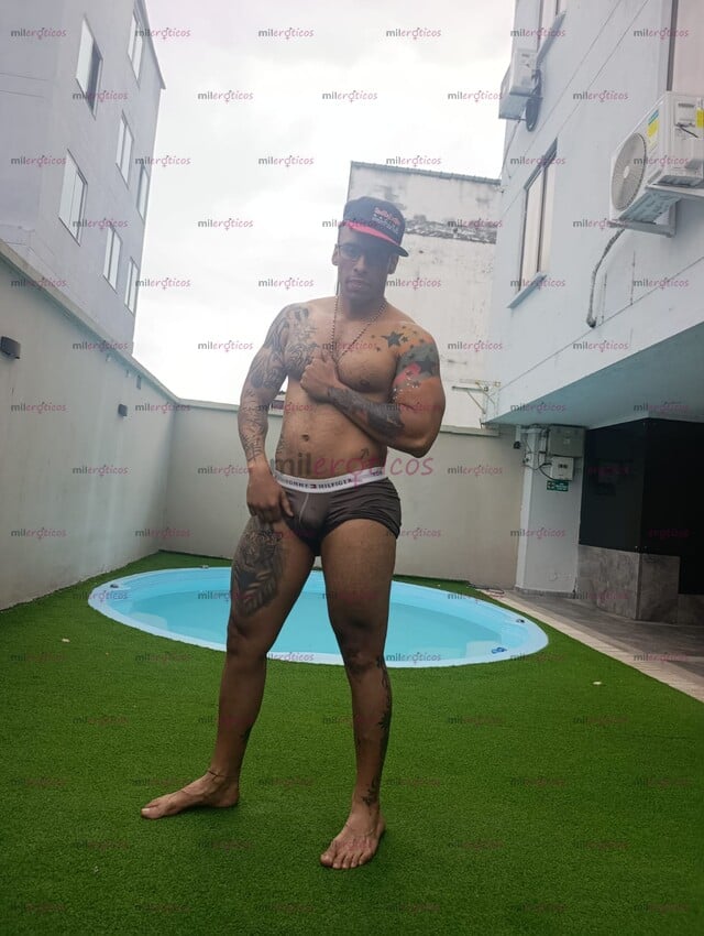 FOTOS DE MACHO VERGÓN 100% ACTIVO SÚPER CALIENTE DISPUESTO A COMPLACER TUS AVENTURAS