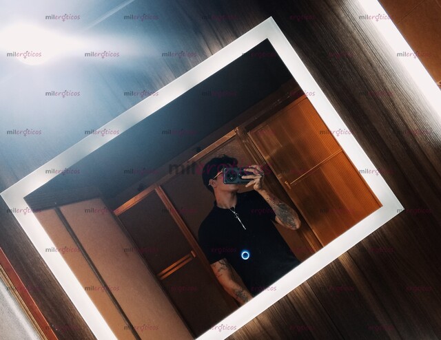 FOTOS DE CHICO DE COMPAÑÍA Y MASAJISTA ERÓTICO