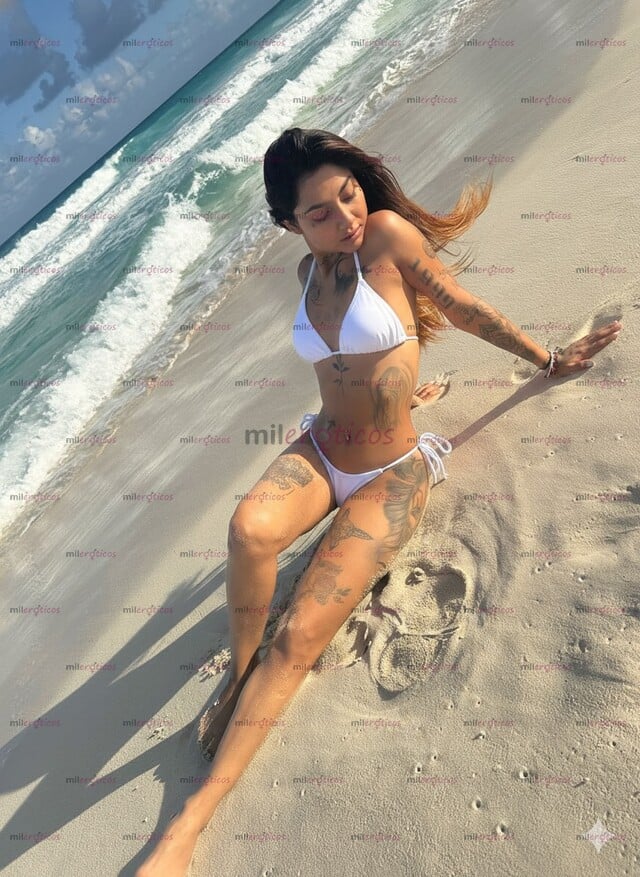 FOTOS DE DÉJATE CONSENTIR POR UNA CHICA PETIT ENCANTADORA Y MORENITA,