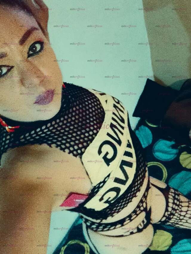 FOTOS DE OJO MADURITA KN UN RICO Y GRUESO CARAMELO