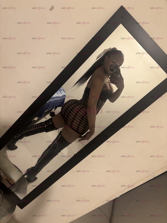 FOTOS DE NORMANDÍA EXPLICITA TRANSEXUAL PIEL CANELA FEMENINA VERGONA