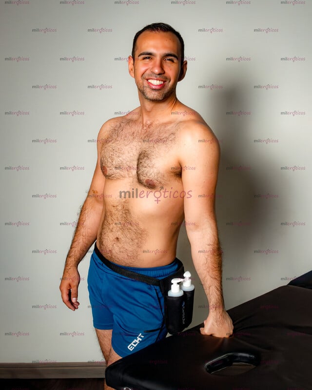 FOTOS DE DEJATE CONSENTIR POR LA CALIDEZ DE MIS MANOS EN UNA SESIÓN RELAJANTE Y ERÓTICA
