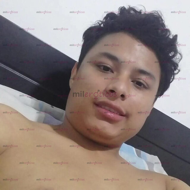 FOTOS DE HOMBRE DOTADO BISEXUAL, MORENO Y SUPER RICO