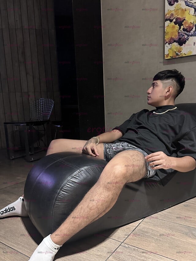 FOTOS DE HOLA VERGON MORENO TATUADO RICO 22 AÑOS