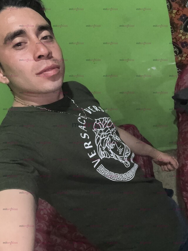 FOTOS DE 18 CENTÍMETROS COMPLACIENTE Y CALIENTE ACTIVO