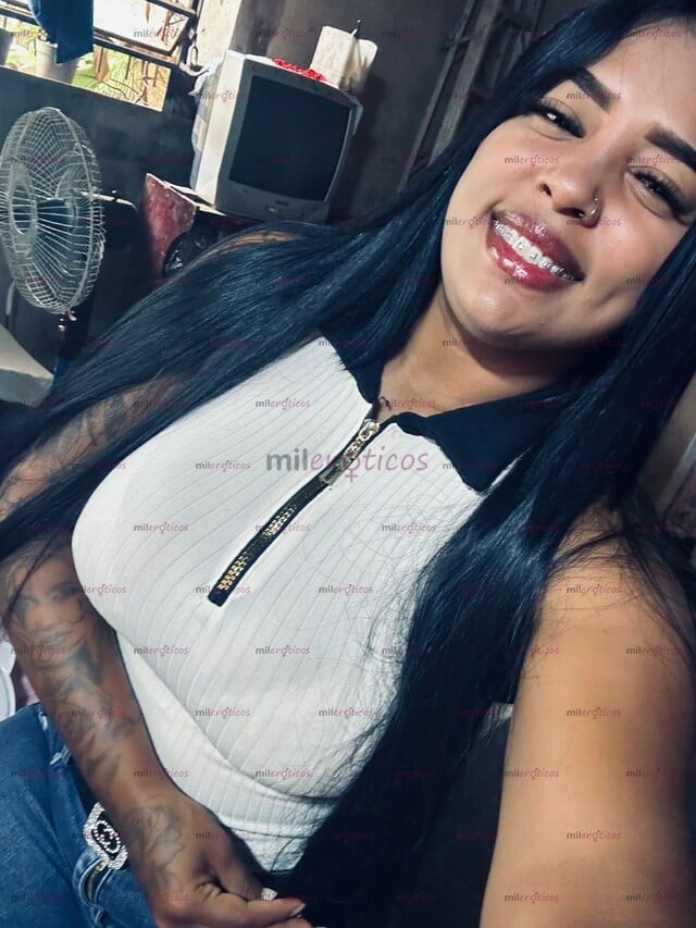 FOTOS DE STEFANY RICA MORENA TETONA ENCANTADA DE HACERTE VENIR Y QUE LA PASES RICO