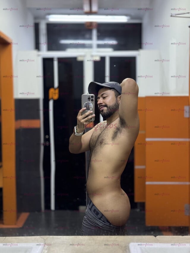 FOTOS DE INTER BUEN CULO Y VERGA LISTO PARA COMPLACERTE Y PASAR UN RATO AGRADABLE