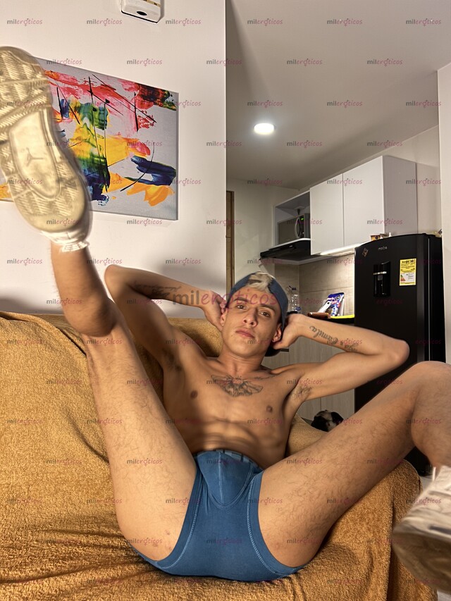 FOTOS DE JOVEN SERIO DISCRETO VERGON CON APTO PRIVADO 21CM