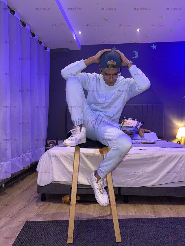 FOTOS DE JOVEN SERIO DISCRETO VERGON CON APTO PRIVADO 21CM