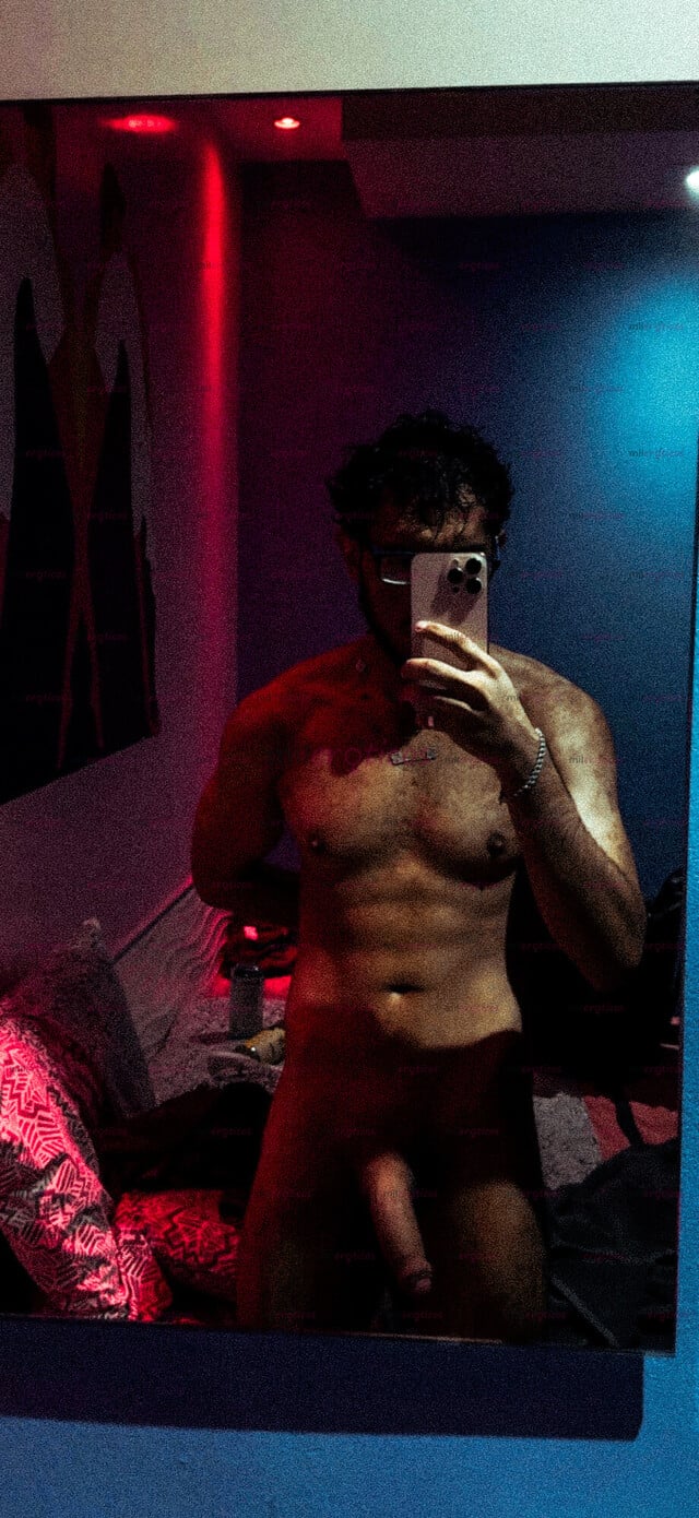 FOTOS DE PREÑA SEÑORAS, CHACHONDO DOTADO DE 22CM DE PLACER