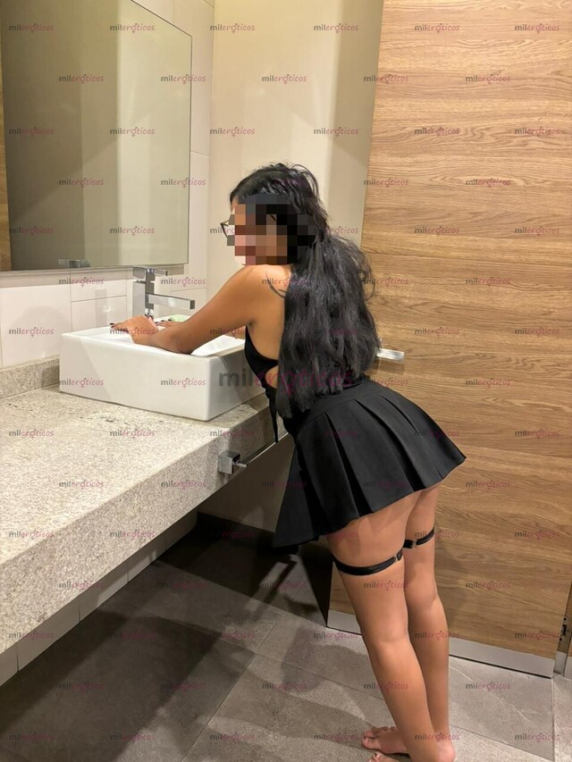 FOTOS DE LUCIANA DE 26 AÑOS CON LENCERÍA MUY MUY BONITA Y SEXY
