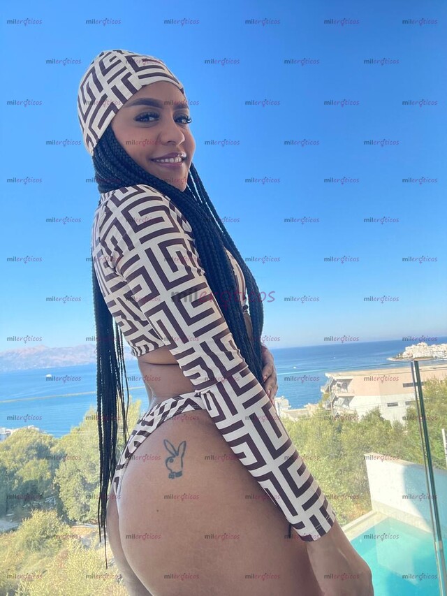 FOTOS DE SEXI COMPLACIENTE CON GANAS DE PASARLA RICO AMOR