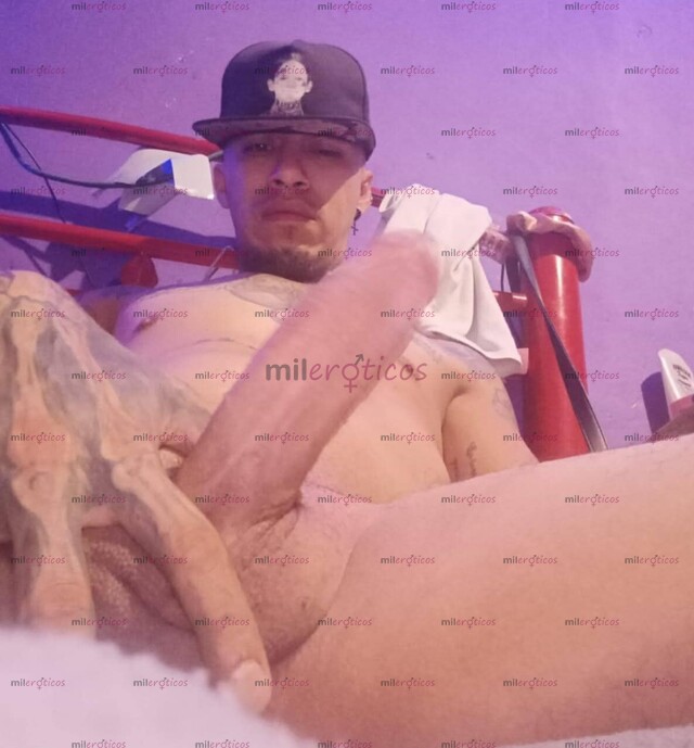 FOTOS DE CHAKAL TATUADO, DOTADO Y CALIENTE 24 7 QUIERES PROBARME?