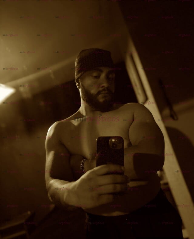 FOTOS DE HÉCTOR, DISCRECIÓN Y PLACER AL MAXIMO. SI NO SOY YO EL DE LA FOTO NO PAGAS.