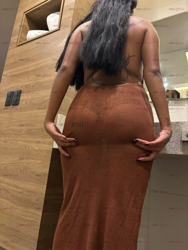 FOTOS DE BRENDA, CHICA DE 24 AÑOS MUY GUAPA Y CADERAS MUY GRANDES Y PECHOS RICOS