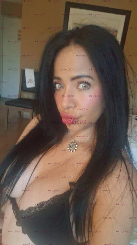 FOTOS DE BOMBÓNSITA TRAVIESA MORENA NORTEÑA ALTA ,CARA Y CUERPO HIGIÉNICA.