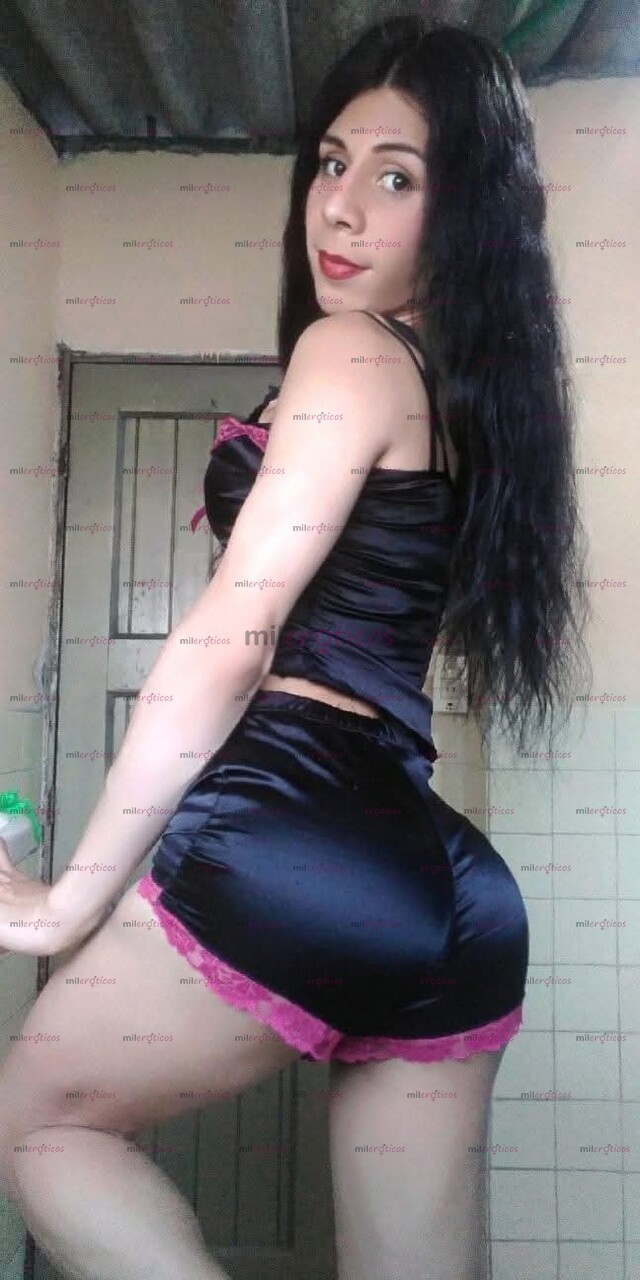 FOTOS DE LADYBOY SUMISA Y COMPLACIENTE CON GANAS DE PASARLA RICO .