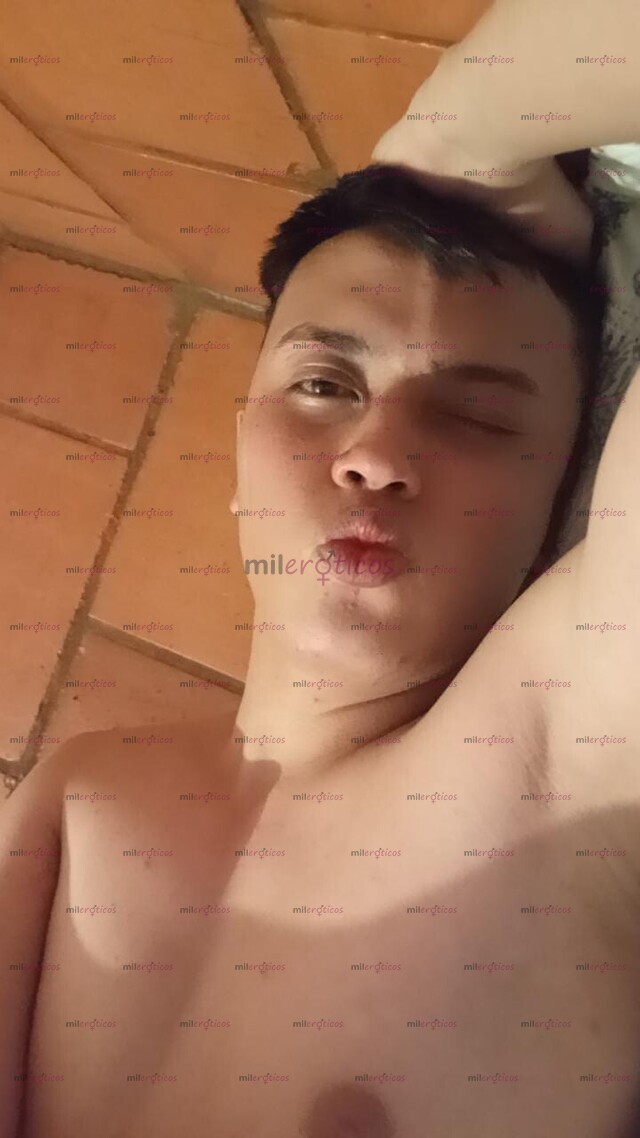 FOTOS DE NICOLÁS;JOVEN DOTADO Y ARRECHO LLEGÓ PARA COMPLACERTE