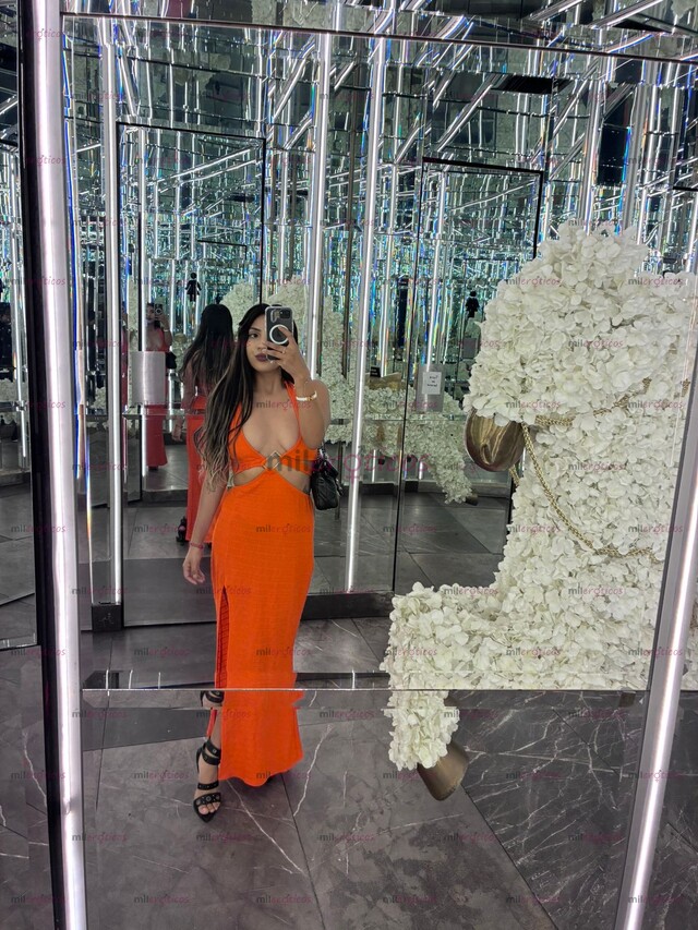 FOTOS DE HERMOSA, JOVENCITA 100% PETIT, ESTRECHITA Y COMPLACIENTE