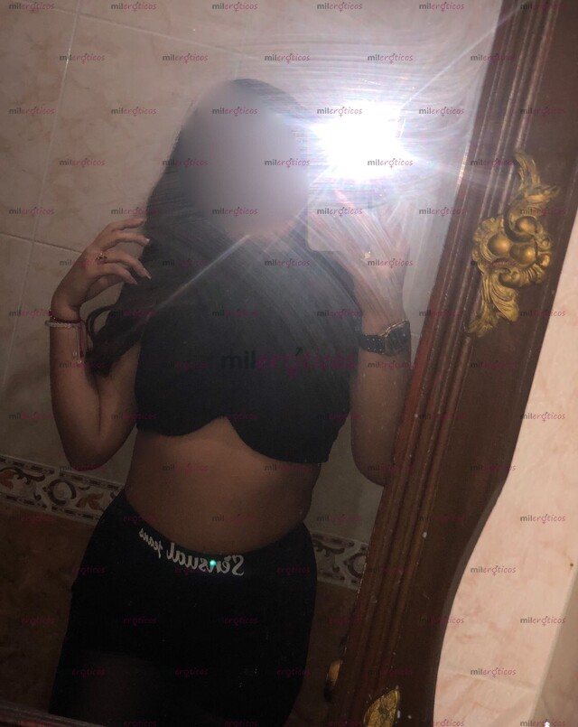 FOTOS DE SAMANTHA ABRIL Y LUCIA TRES ECOR CON APARTAMENTO VIP TARGETAS Y EFECTI