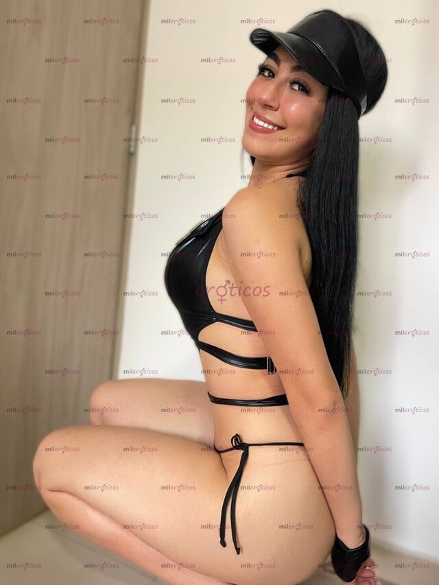 FOTOS DE MEGAN 19 AÑOS NUEVA EN LA CIUDAD CON CARITA ANGELICAL CON CUQUITA JUGOS