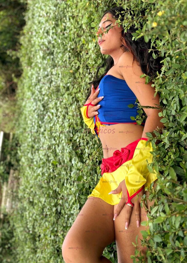 FOTOS DE BELLA NICOL DAHIANA , SEXY Y CALIENTE CHICA INOCENTE