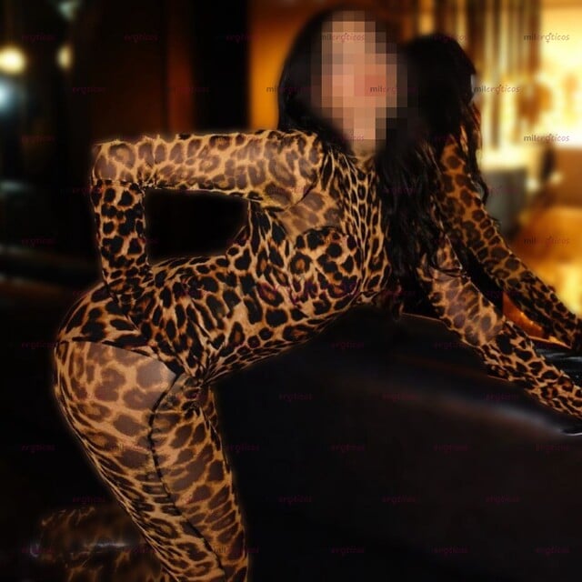 FOTOS DE SEXY GATITA DISPUESTA A COMPLACERTE, NO TE QUEDES CON LAS GANAS DE PROBARME