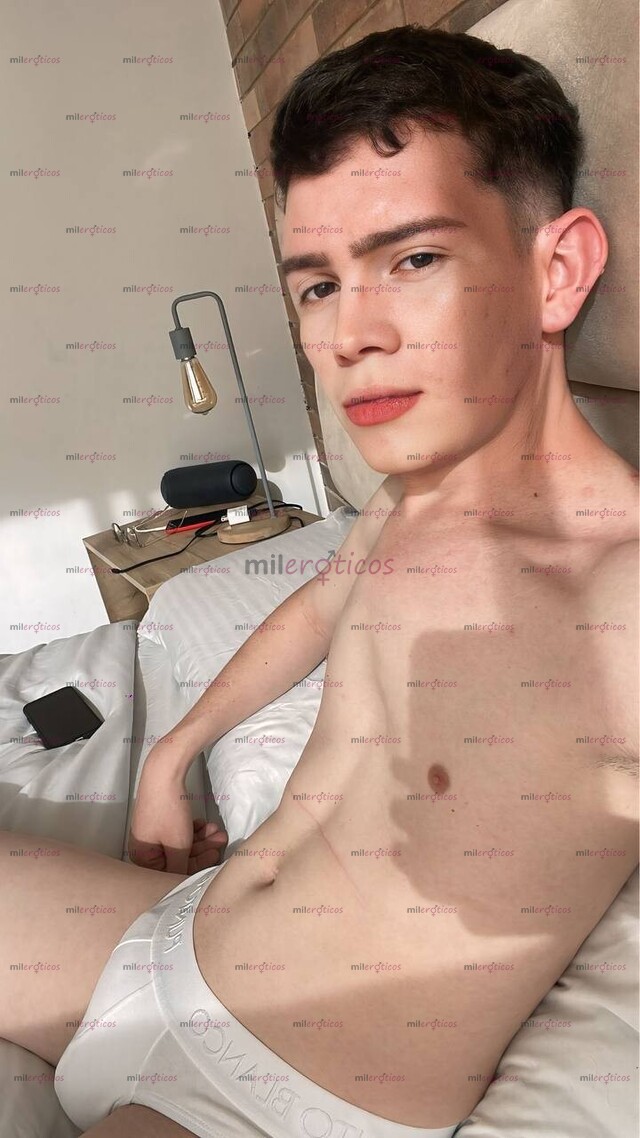 FOTOS DE CAMILO, JOVEN VERSÁTIL DISPONIBLE CON SITIO 24 7