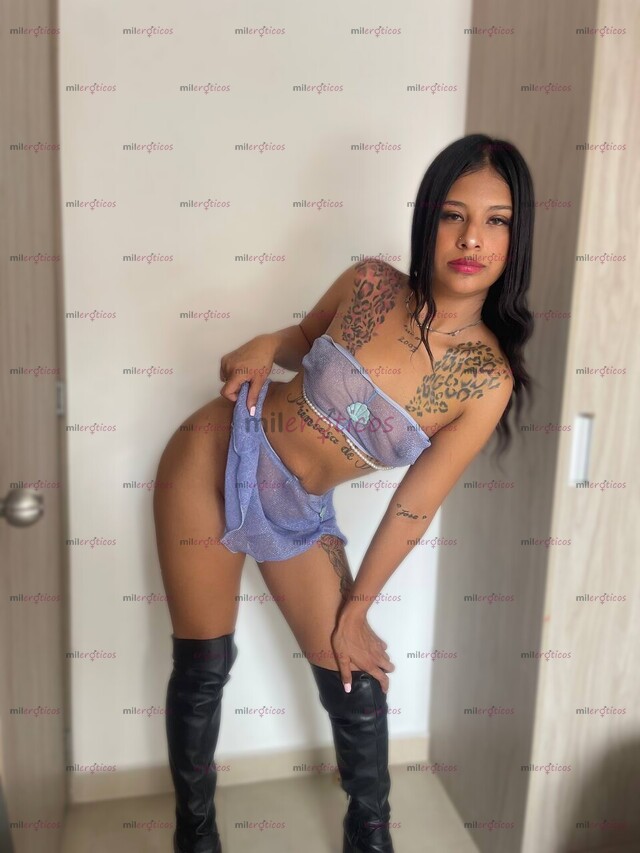 FOTOS DE HERMOSA MORENA DELGADA CON VAGINA ESTRECHITA