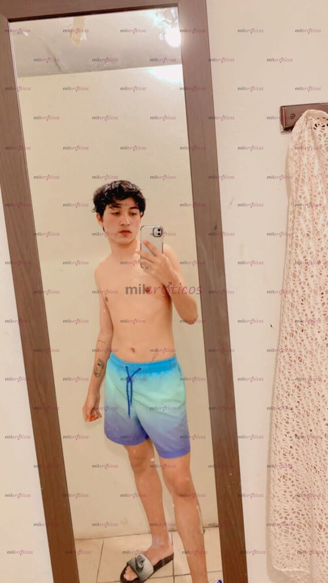 FOTOS DE JOVENCITO FLAQUITO ALTO ATRACTIVO SUPER CACHONDO Y COMPLACIENTE