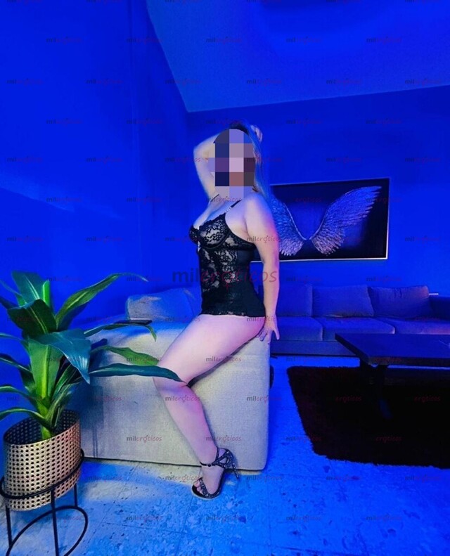 FOTOS DE BOMBÓN 24 AÑOS CHICA EXUBERANTE DISPONIBLE ÁREA FUNDIDORA $1000 S. C