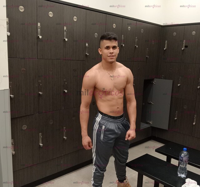 FOTOS DE VENEZOLANO,CON BUENA VERGA CONTACTAME POR WHATSAPP 2285264431