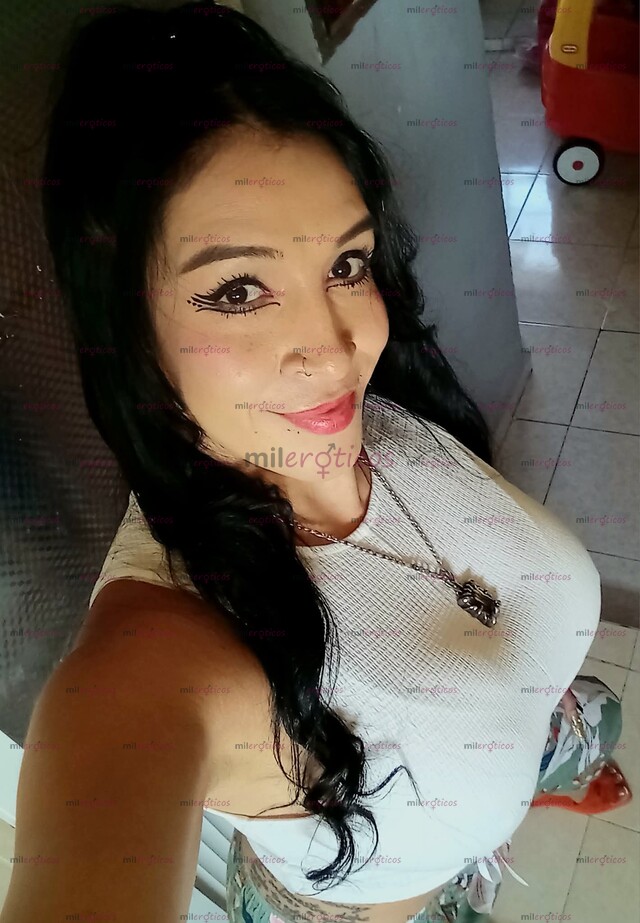 FOTOS DE SOY ELIZABETH, LA PELINEGRA MAS CALIENTEBY CONPLACIENTE CON NUEVO NUMERO .