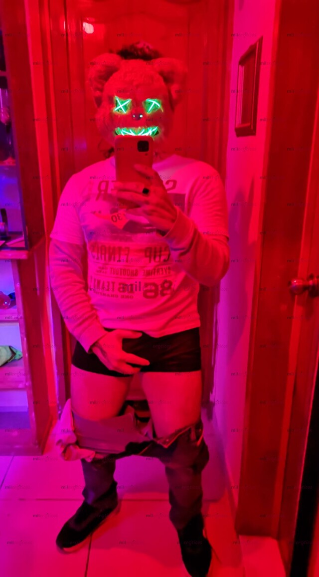 FOTOS DE BISEXUAL ACTIVO CALIENTE PARA TI. BIENVENIDO A MI PERFIL